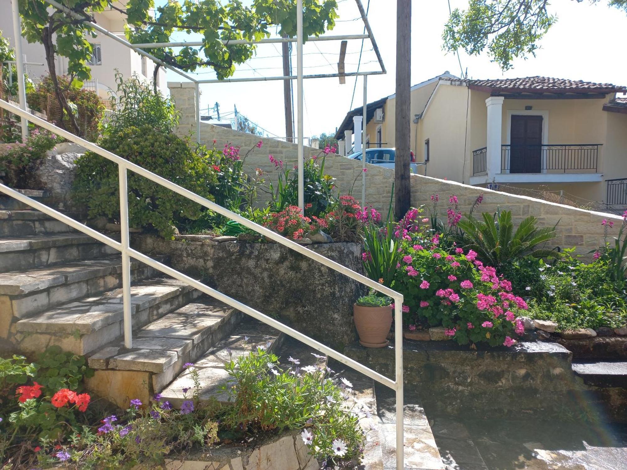 Oneiro House Apartment คัสซิโอปี ภายนอก รูปภาพ